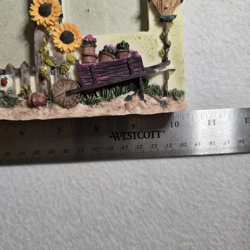 N/A charming vintage